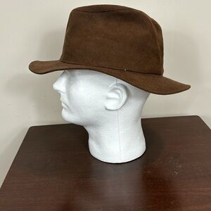 Four Buttons by San Diego hat company women’s mid brim hat
